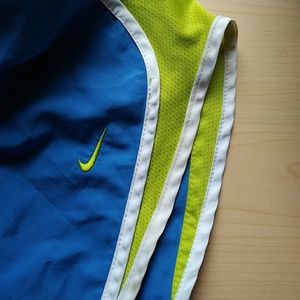 Nike dri-fit shorts | size M | offers?